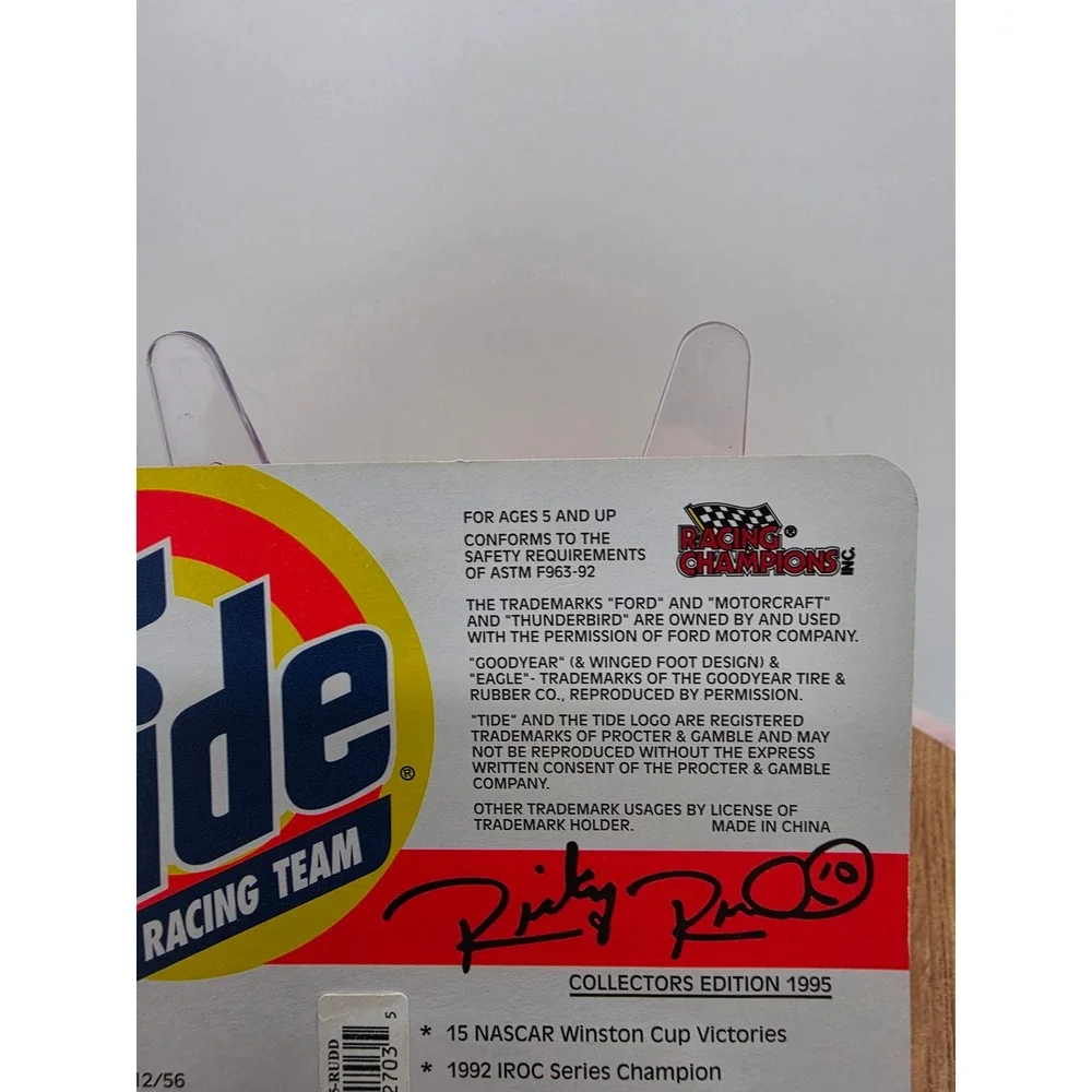 Racing Champions Ricky Rudd 1995 Tide Racing Team 1:64 Die-Cast Car 1995 Nascar